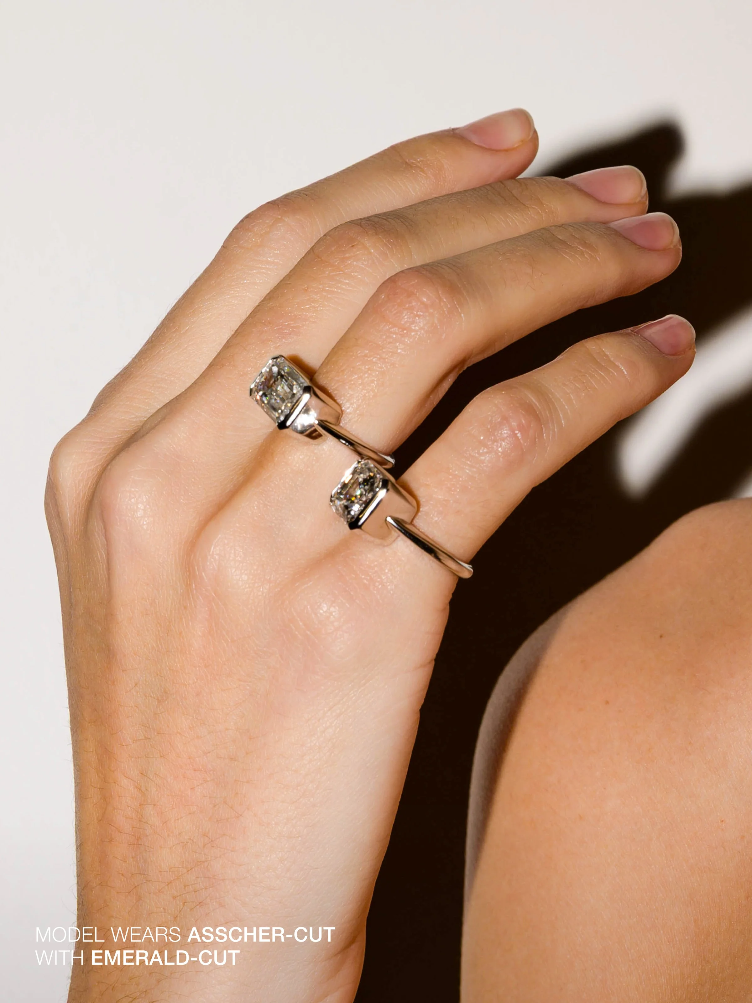 Dorsey - 14K INES EMERALD - CUT RING IN LAB DIAMOND - Image 4