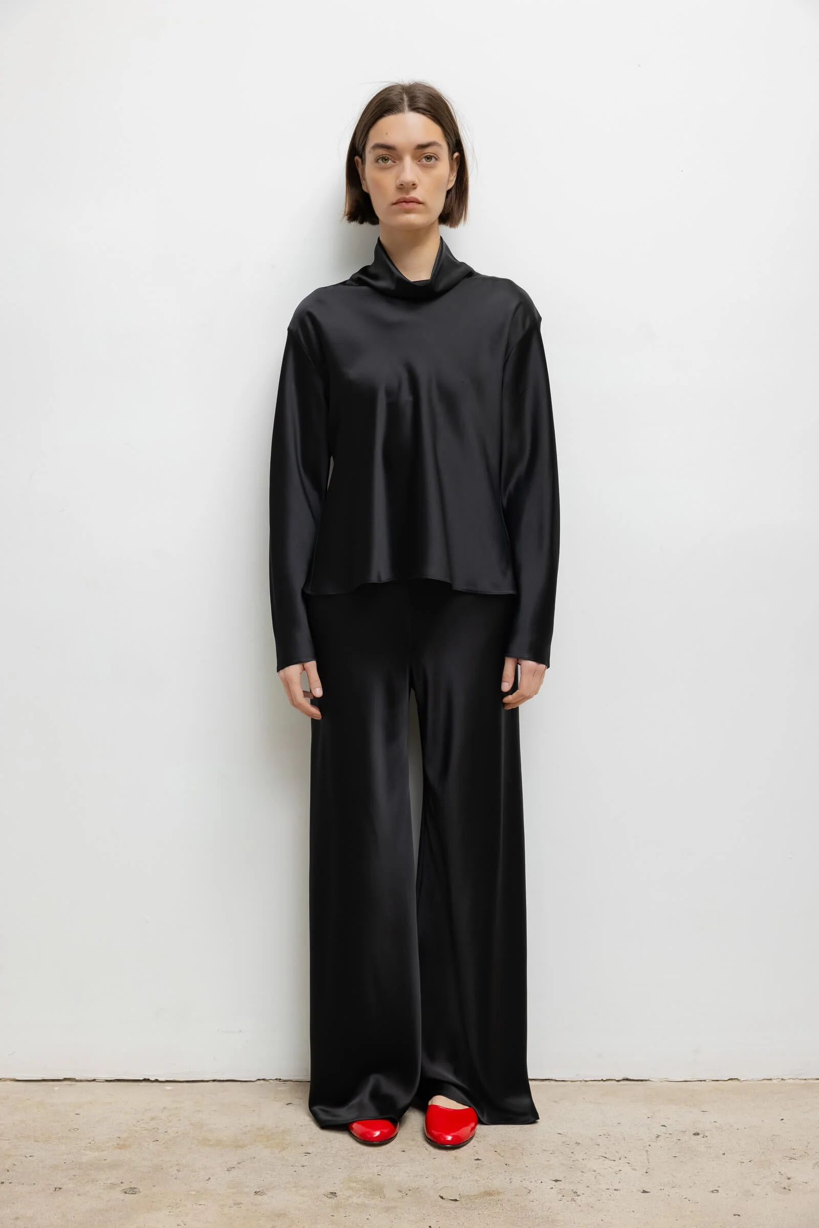 Leset - Barb Long Sleeve Cowl - Image 3