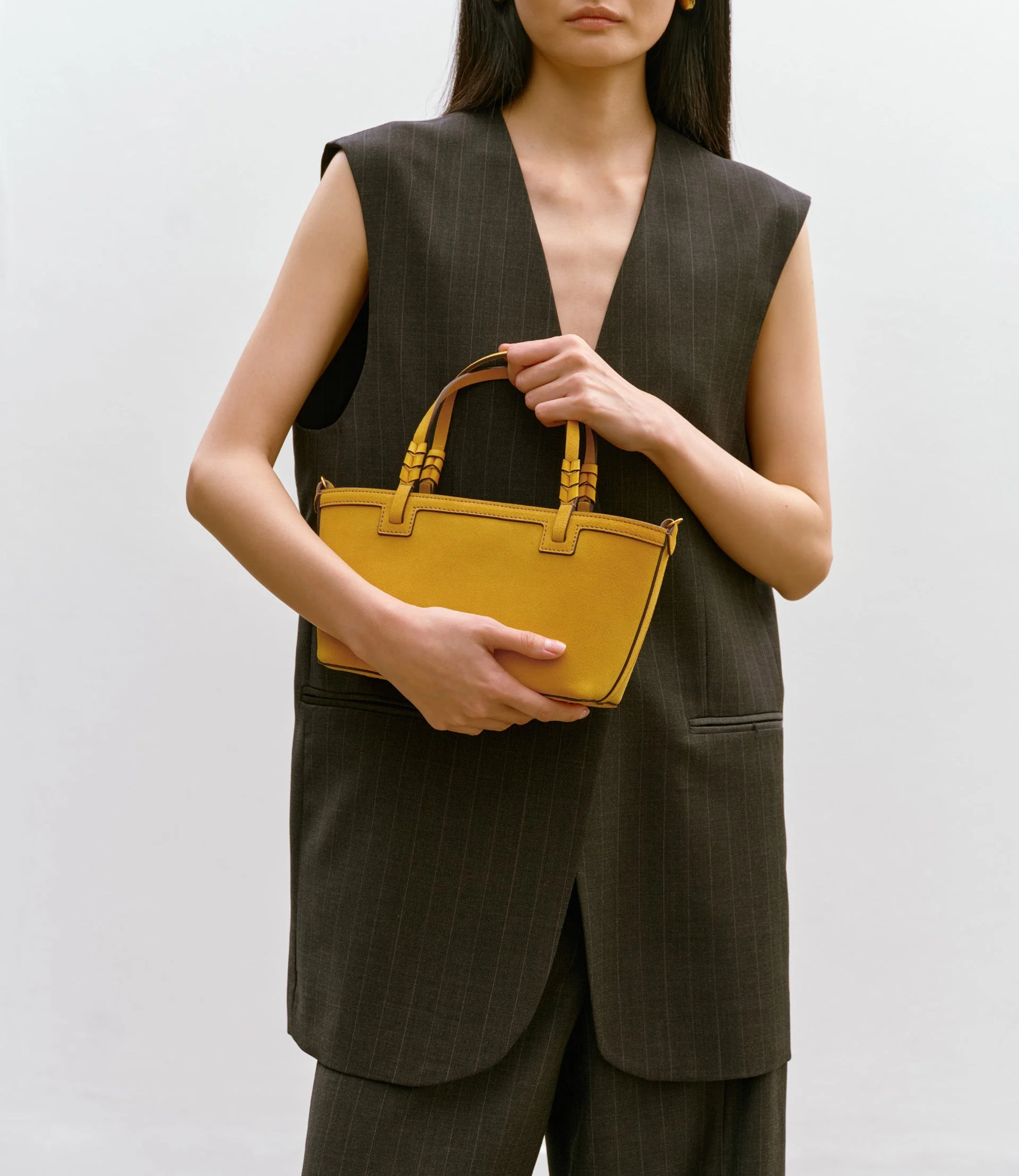 Metier - Cala 21 Suede Abruzzo - Image 2