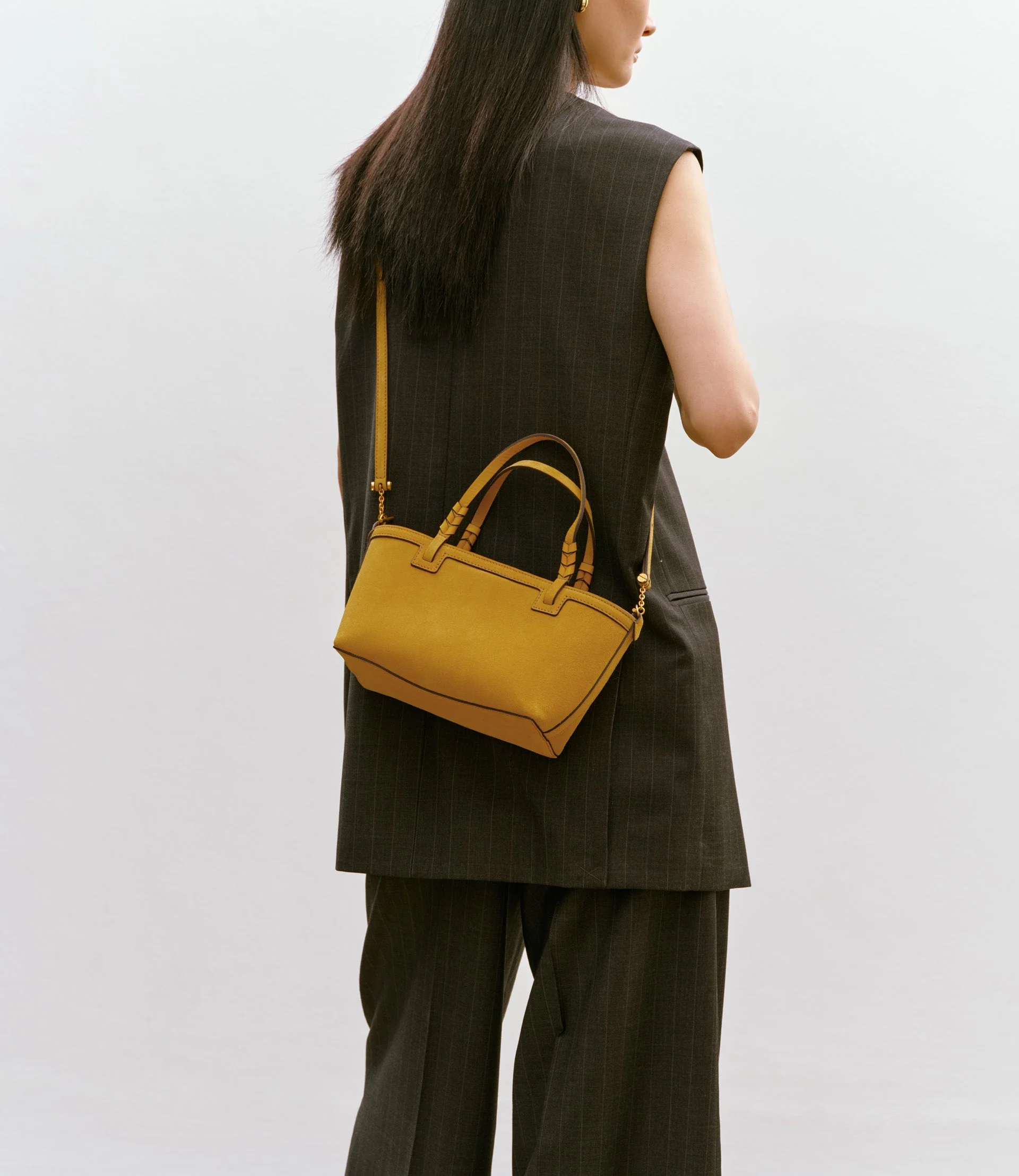 Metier - Cala 21 Suede Abruzzo - Image 5