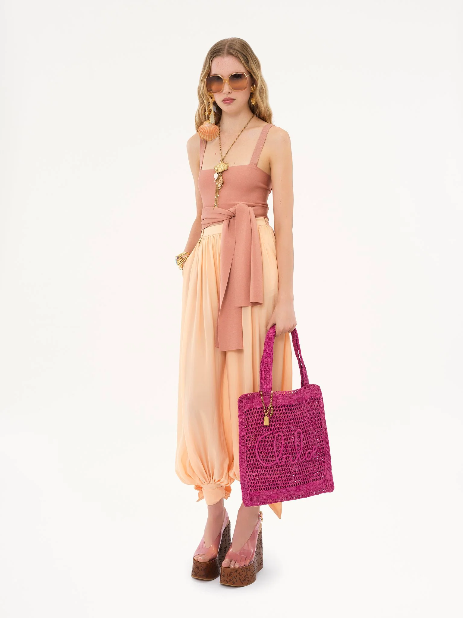 Chloé - Summer Banana tote bag in raffia - Image 3