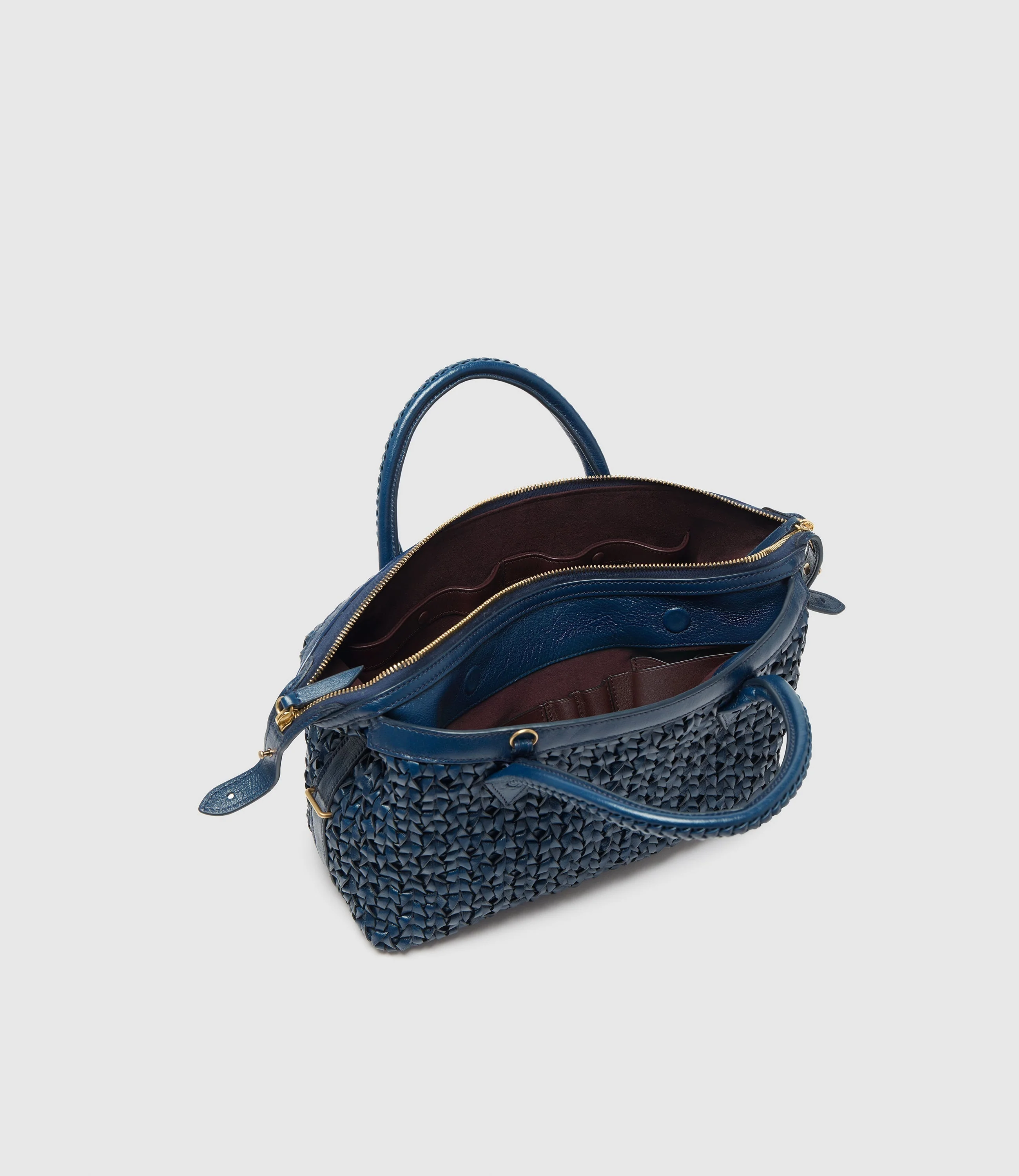 Metier - Collector's Edition: Vérité City Small Meribel Woven Sapphire 4/10 - Image 3