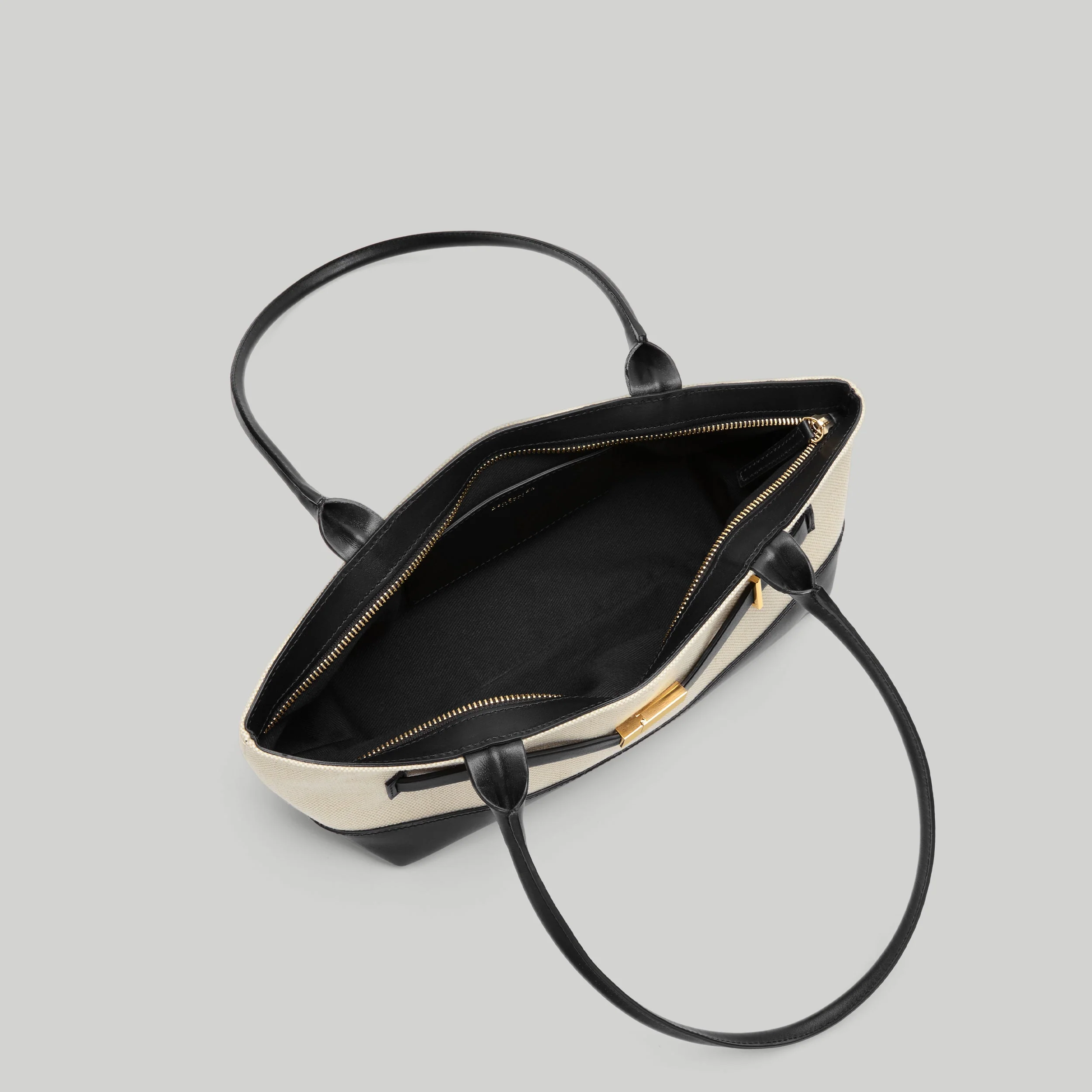Demellier London - The New York Shoulder - Image 3