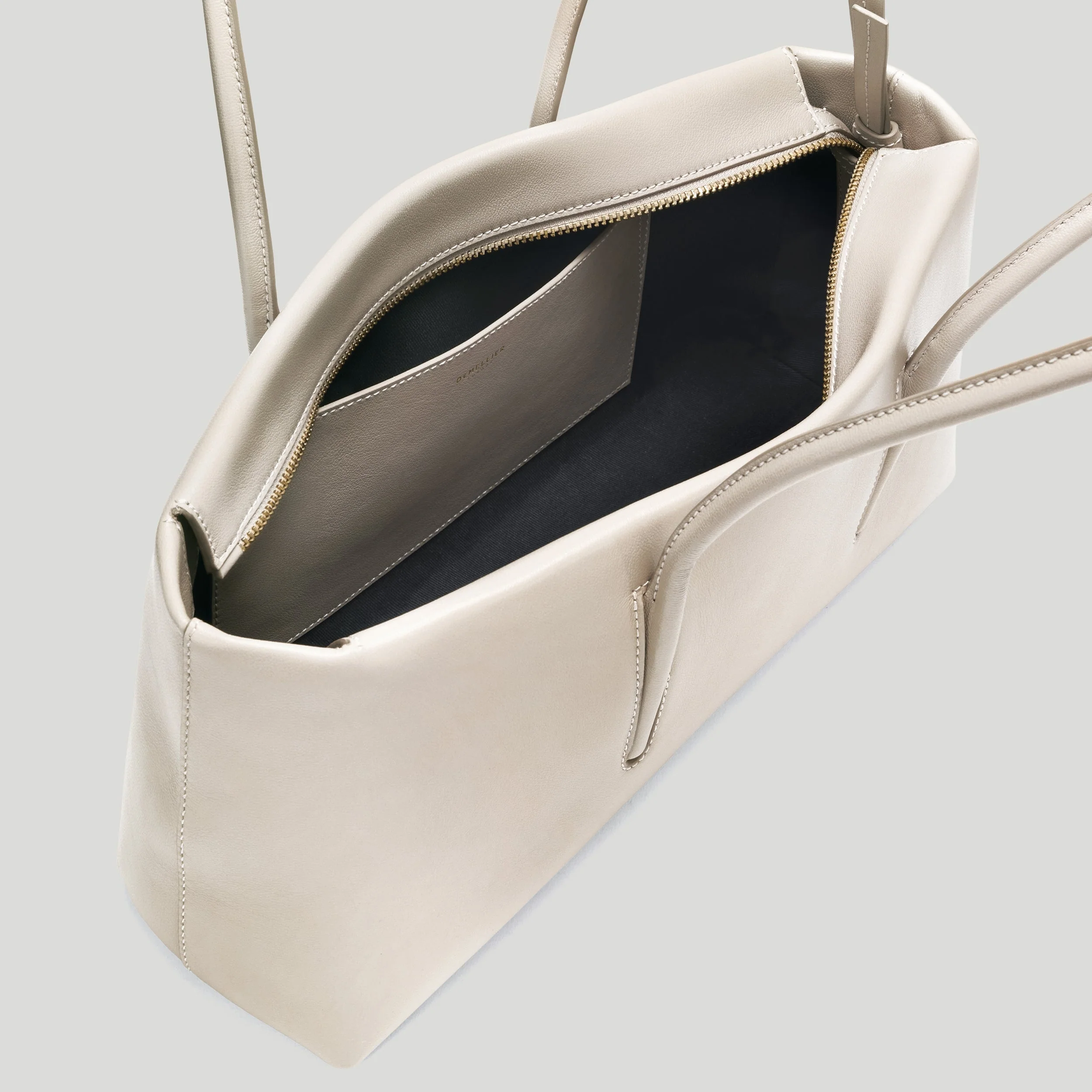 Demellier London - The Stockholm Shoulder - Image 4