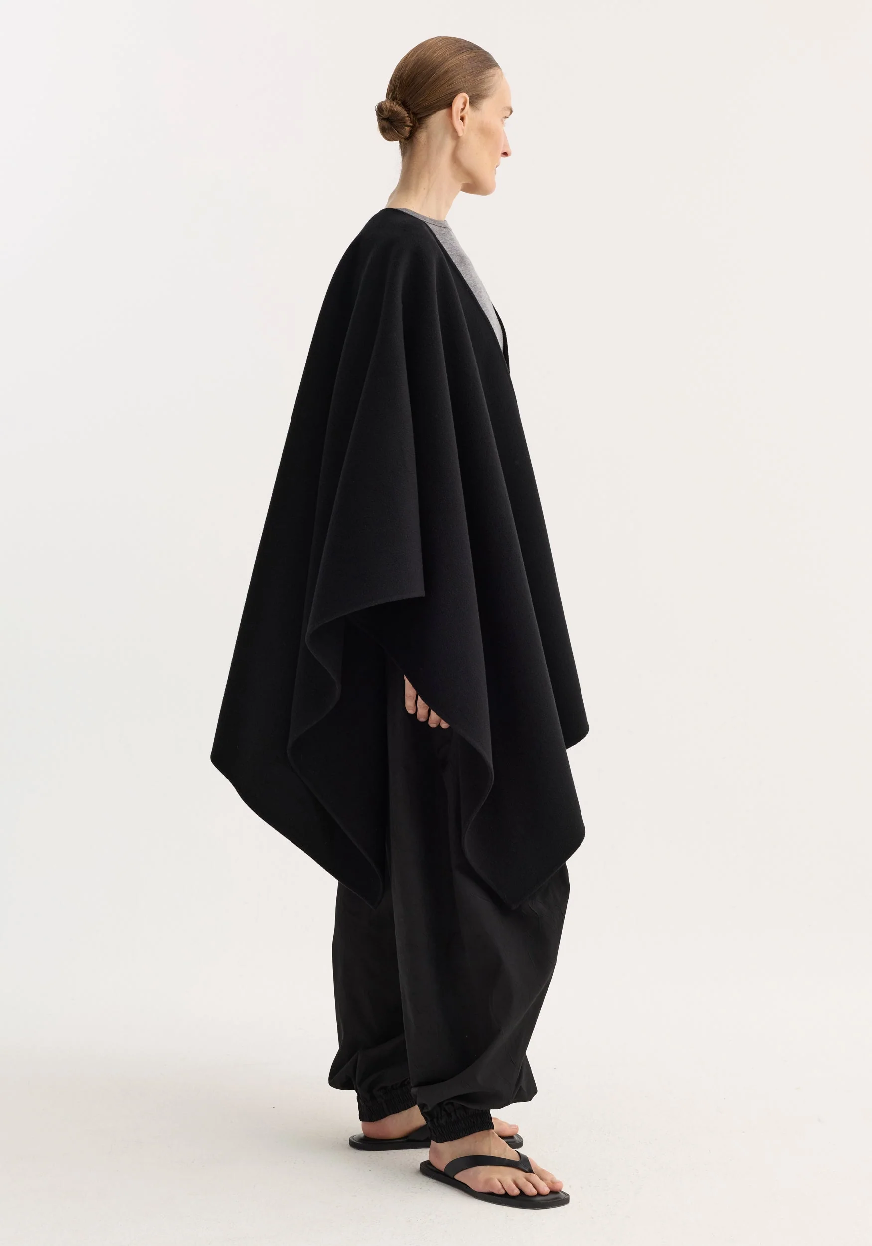 ROHE - Draped scarf poncho | black - Image 4