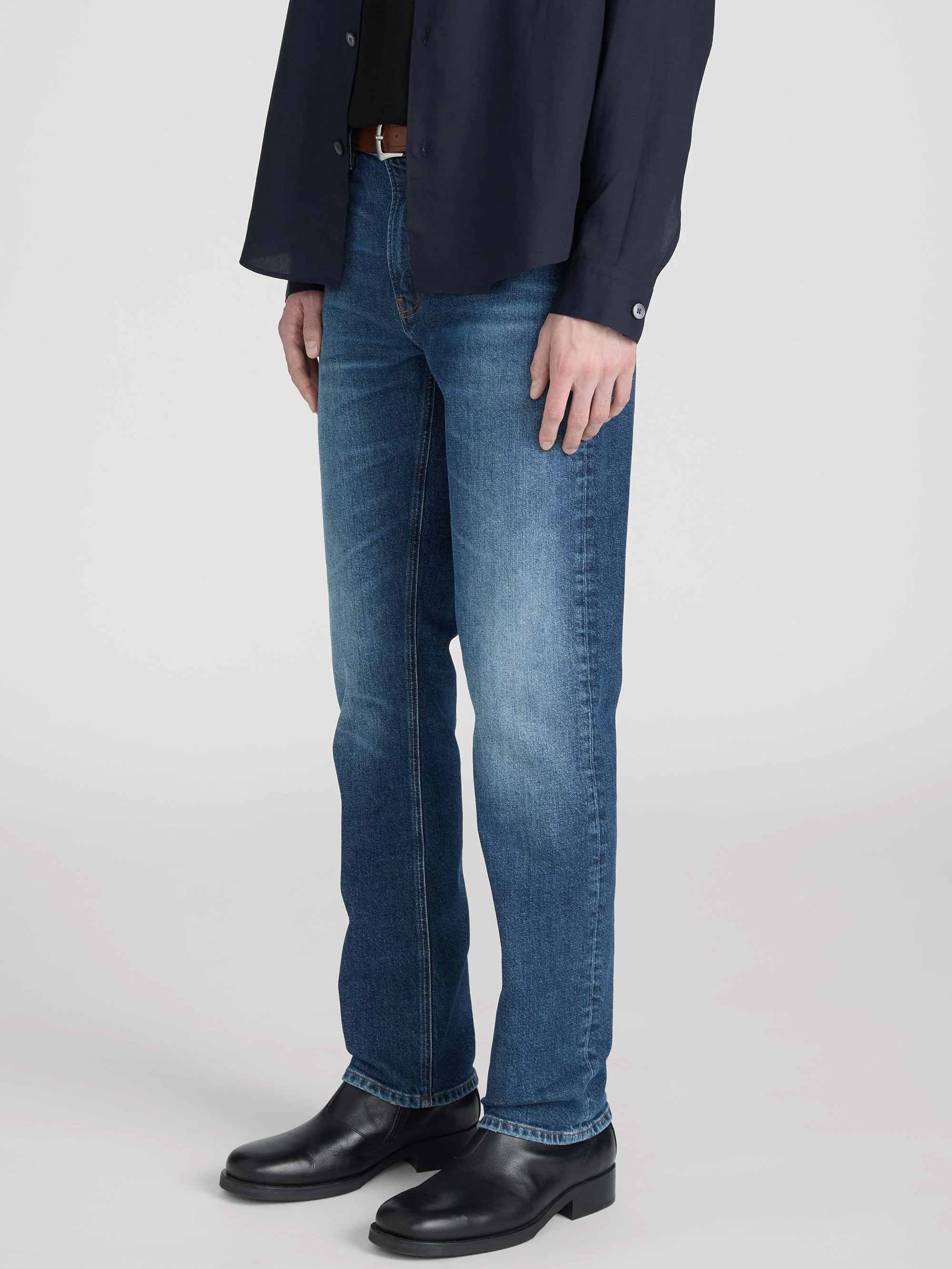 FRAME - Modern Straight - Image 4