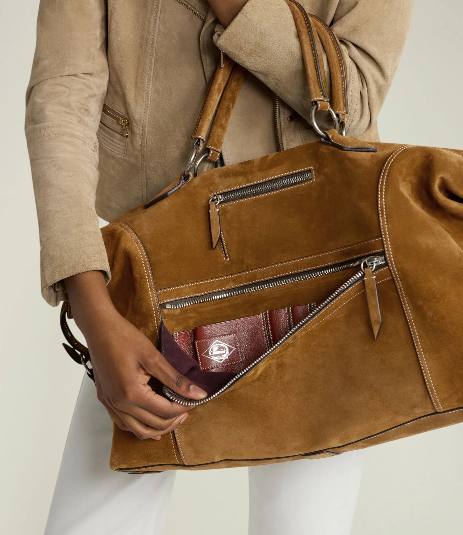 Metier - W INDIANA JONES™ Vagabond Duffle Marrakech Suede - Collector’s Edition 8/10 - Image 9