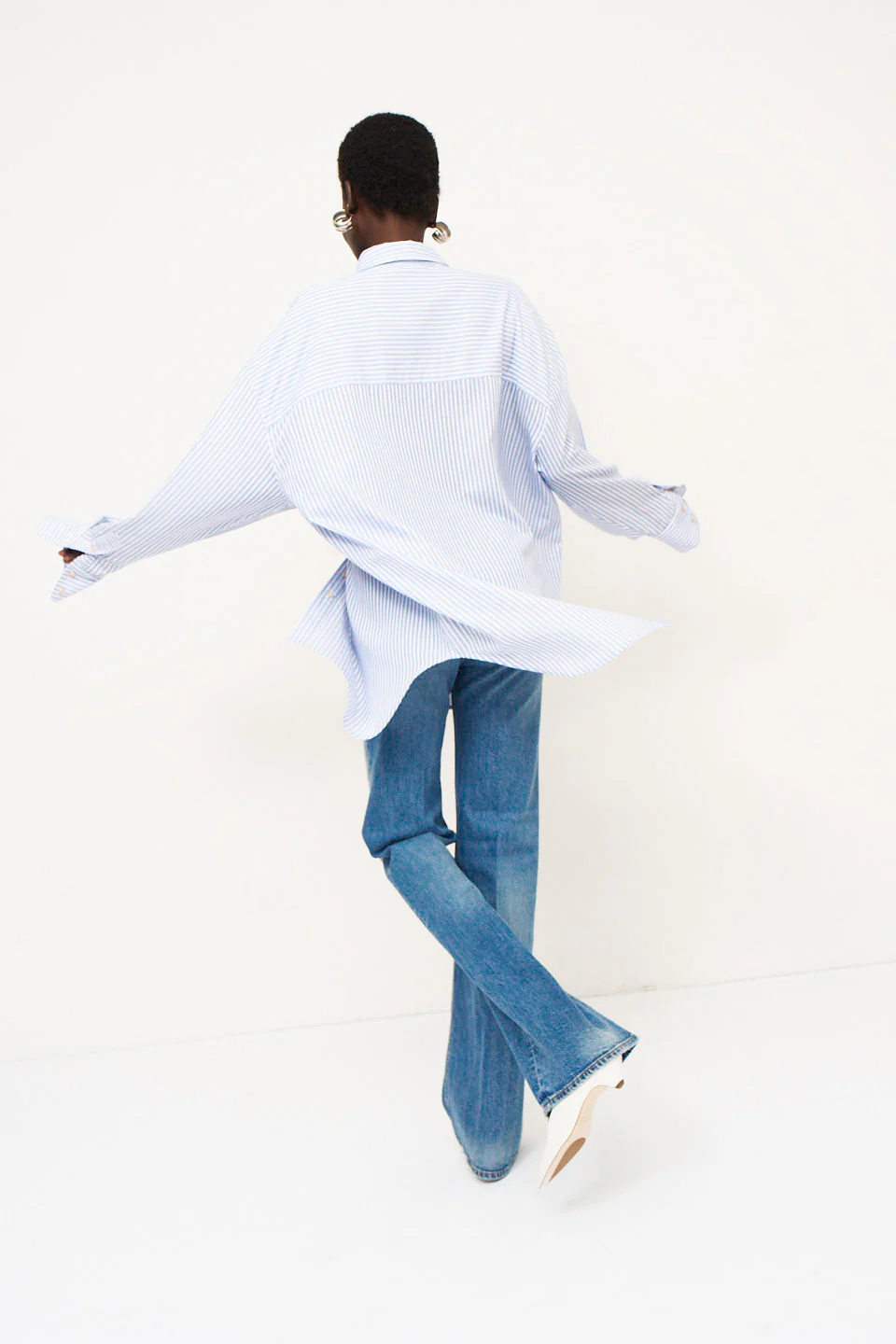 Jamie Haller - The Artist Shirt in Baby Blue Stripe - Image 8