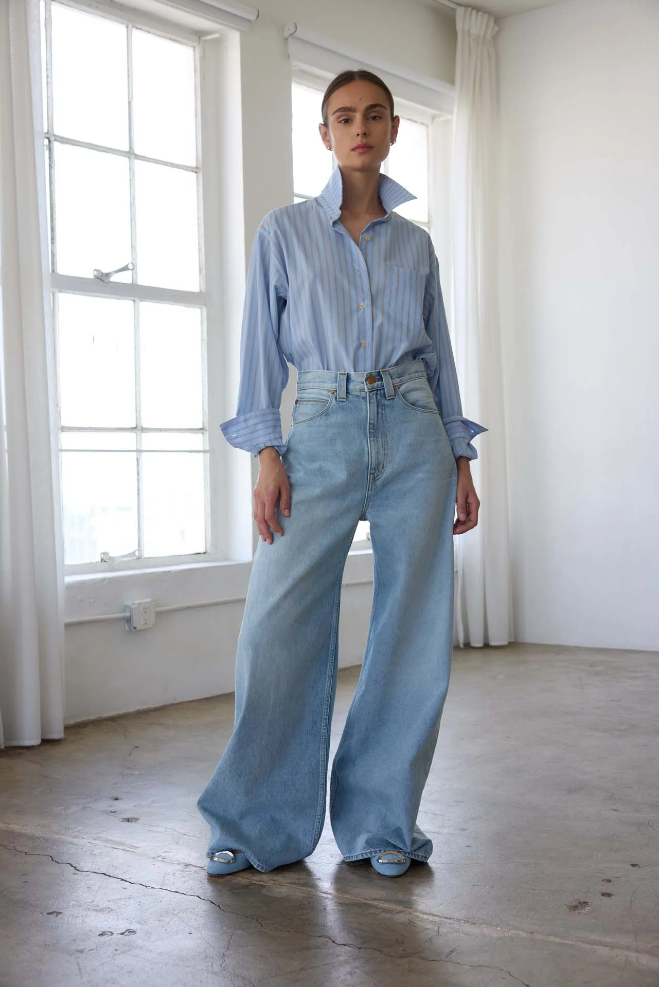 Jamie Haller - The Baggy Jean in Ice Indigo - Image 13