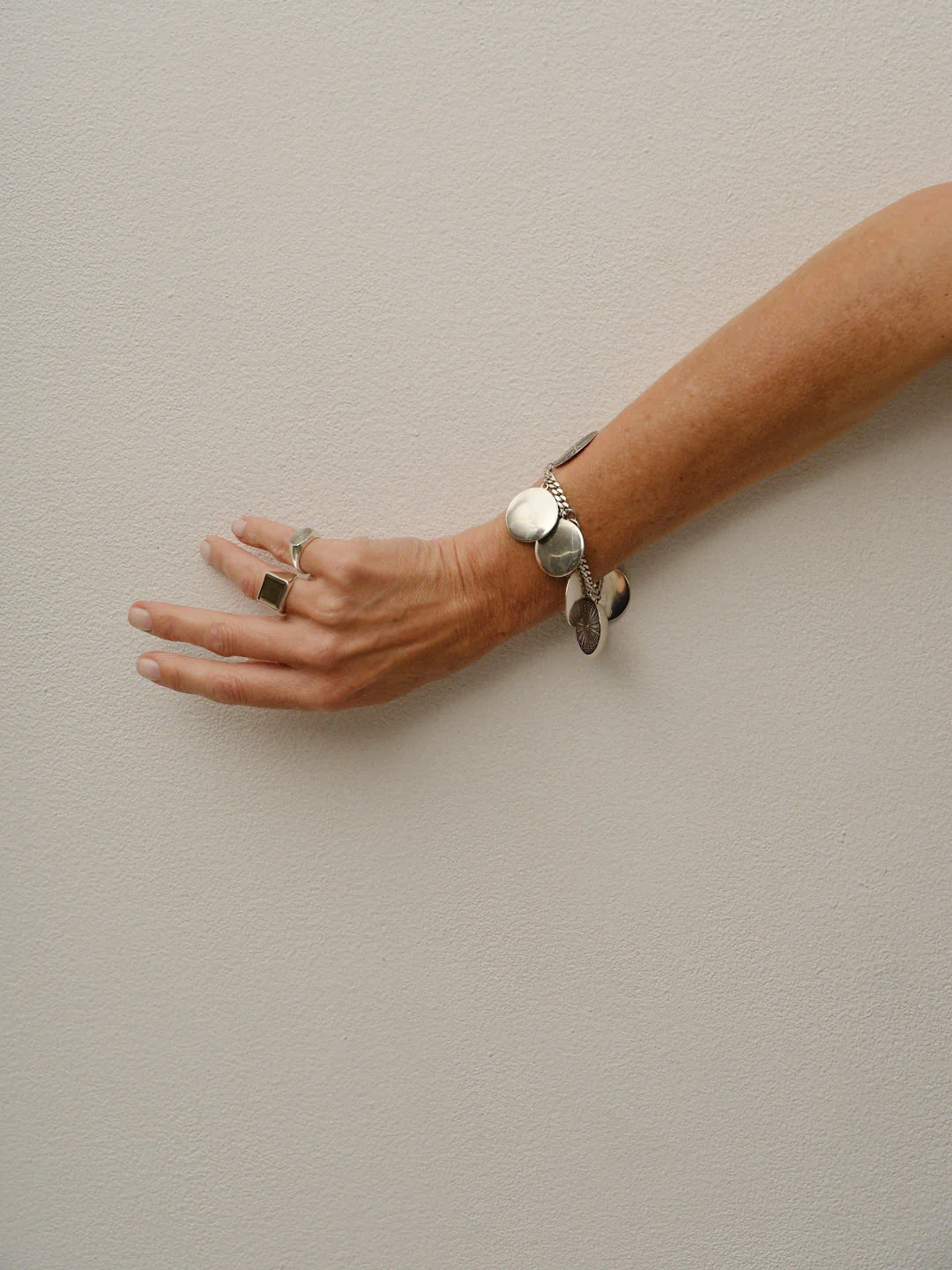 Jamie Haller - The Chaos Sunburst Charm Bracelet in Sterling Silver - Image 14