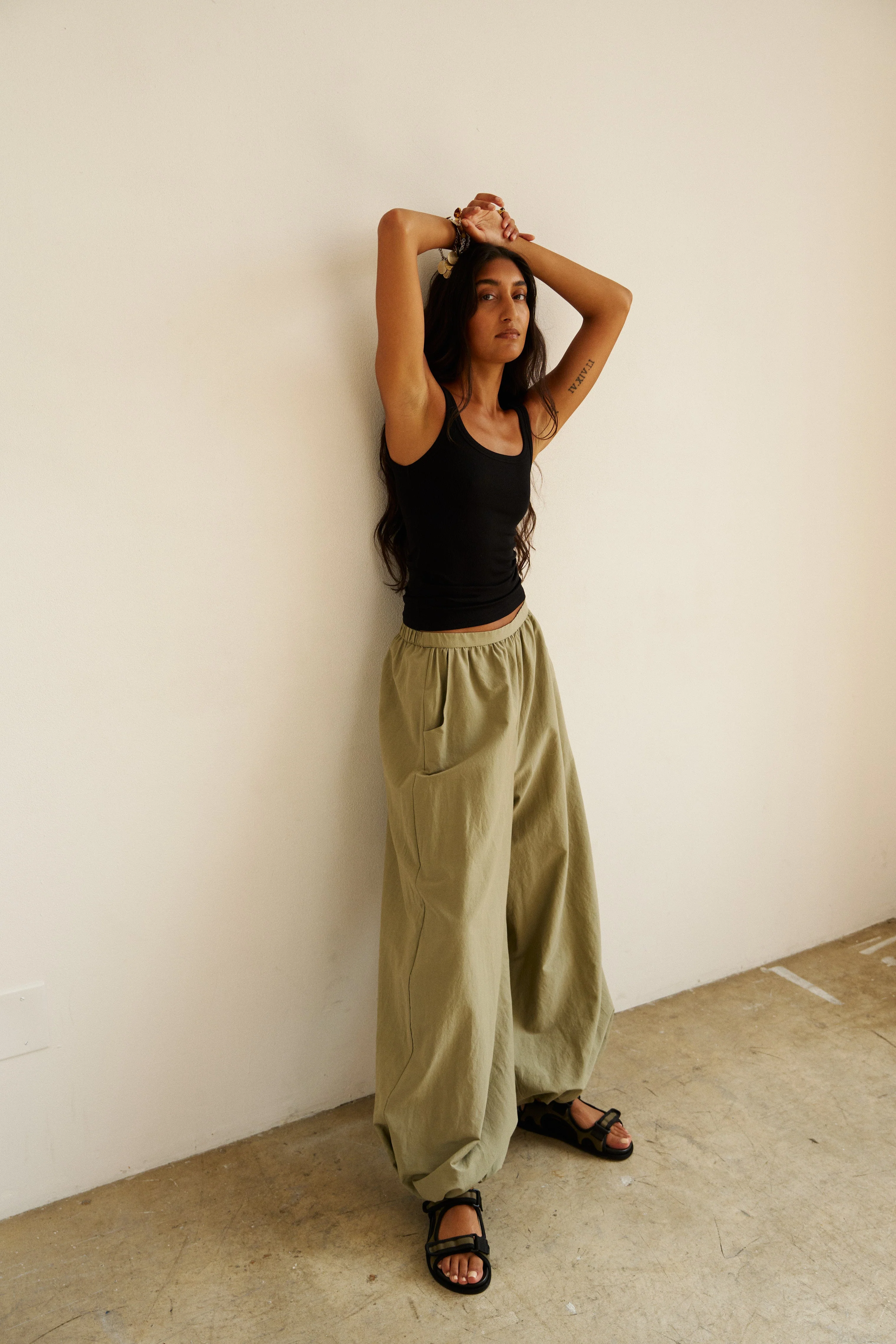 Jamie Haller - The Walking Sandal Sneaker in Olive - Image 4