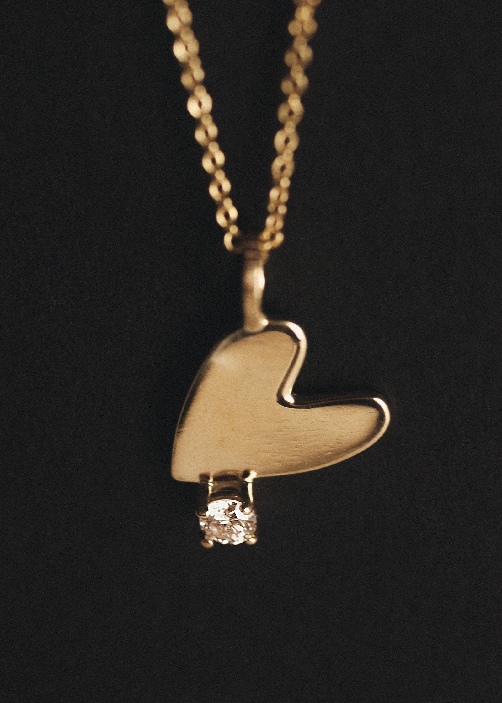 Kinn - Amour Diamond Heart Pendant Necklace - Image 3