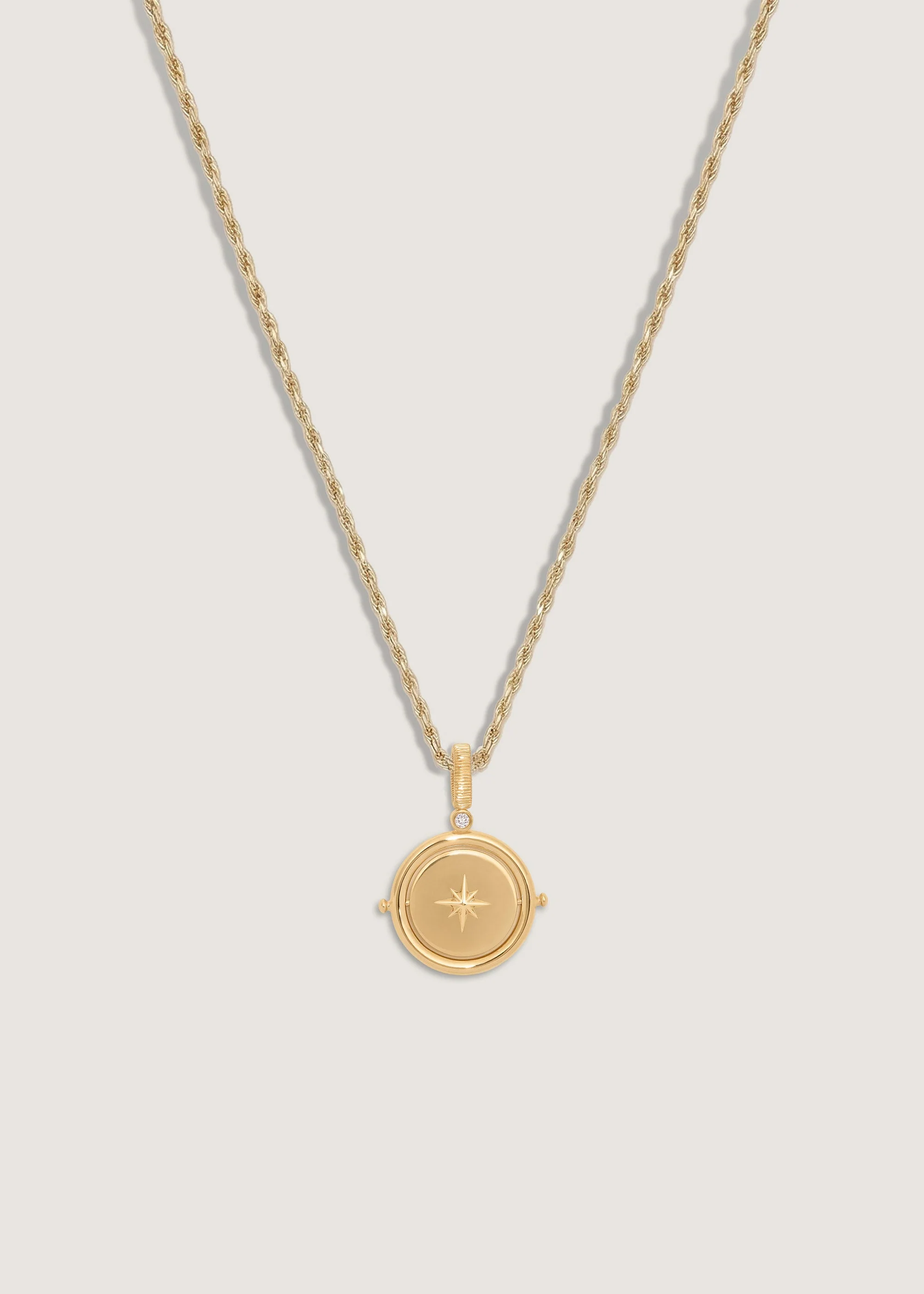 Kinn - Round North Star Birthstone Necklace Peridot - Image 7