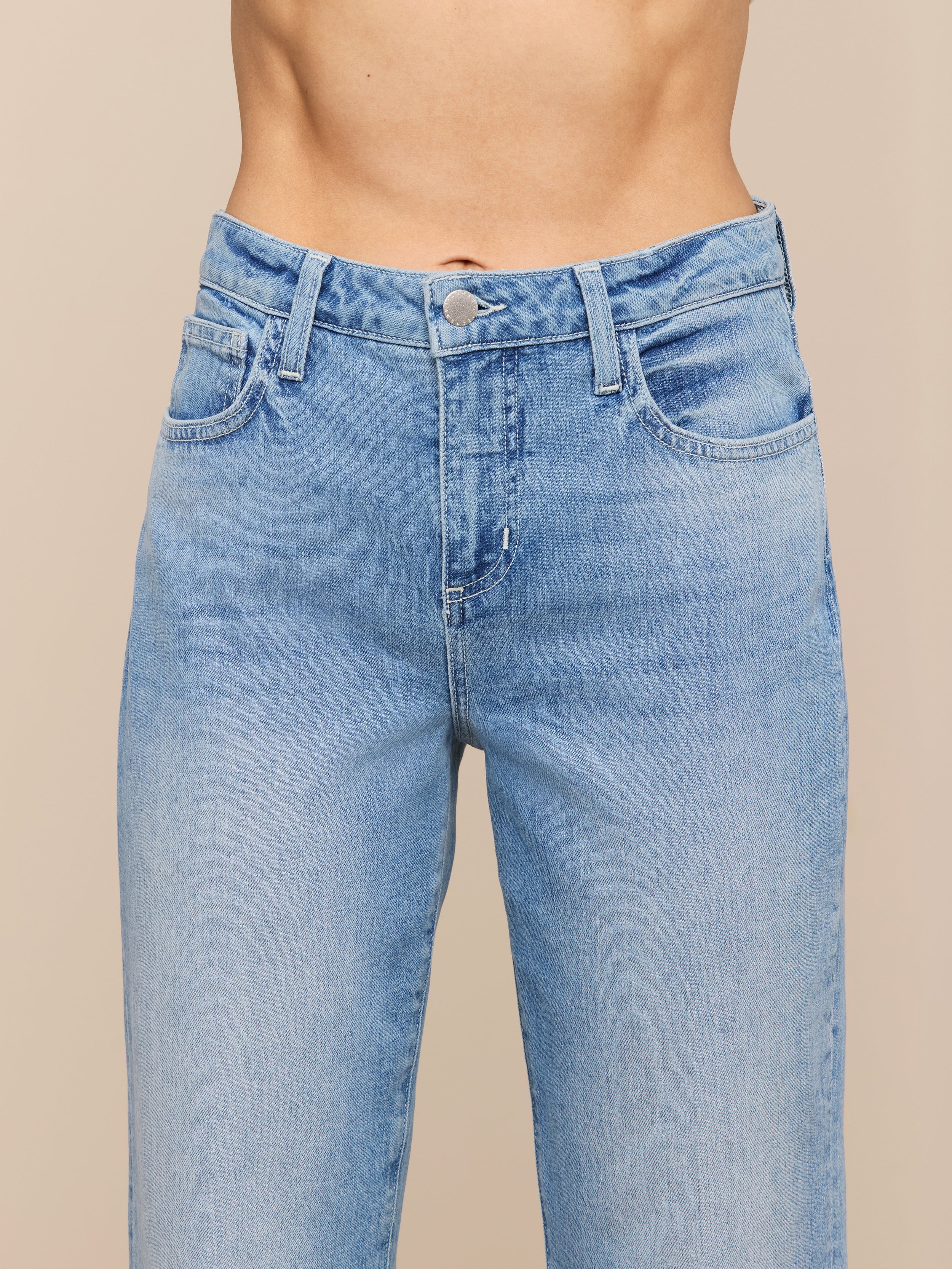 L'AGENCE - Wanda Cropped Wide - Leg Jean - Image 4