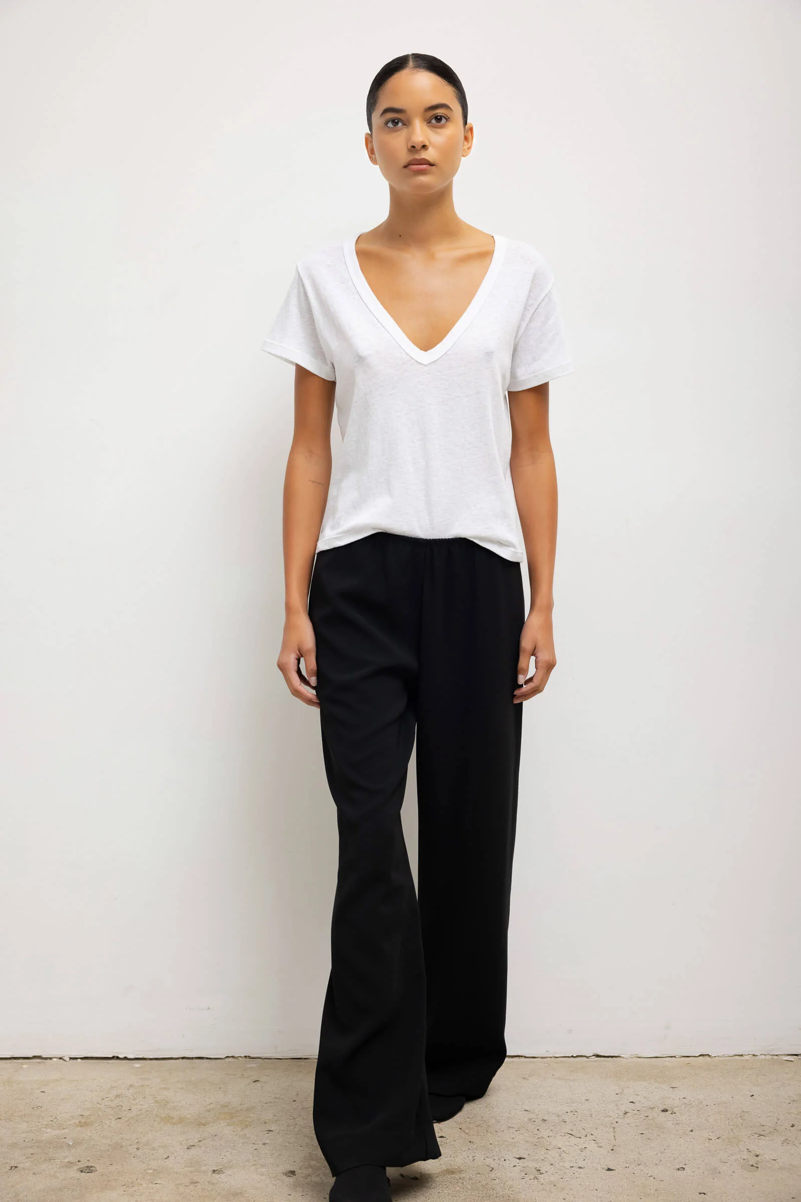 Leset - Laura V Neck Tee - Image 4