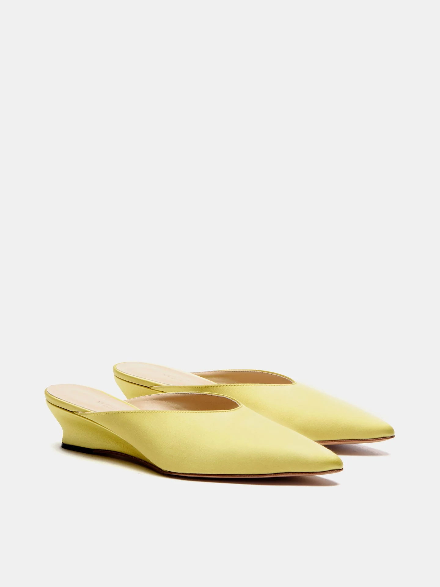 Le Monde Beryl - Micro Wedge Mule / Lime Satin - Image 3