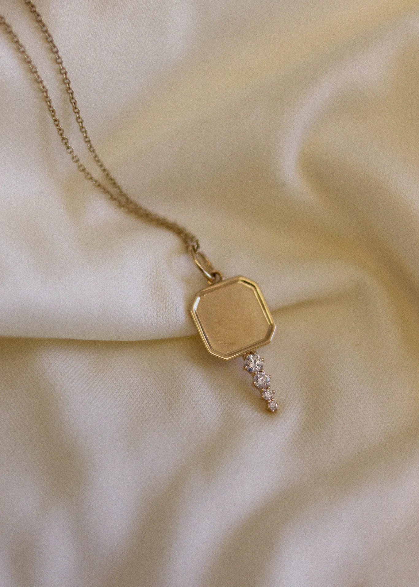 Kinn - Legacy Key Pendant Diamond - Image 7