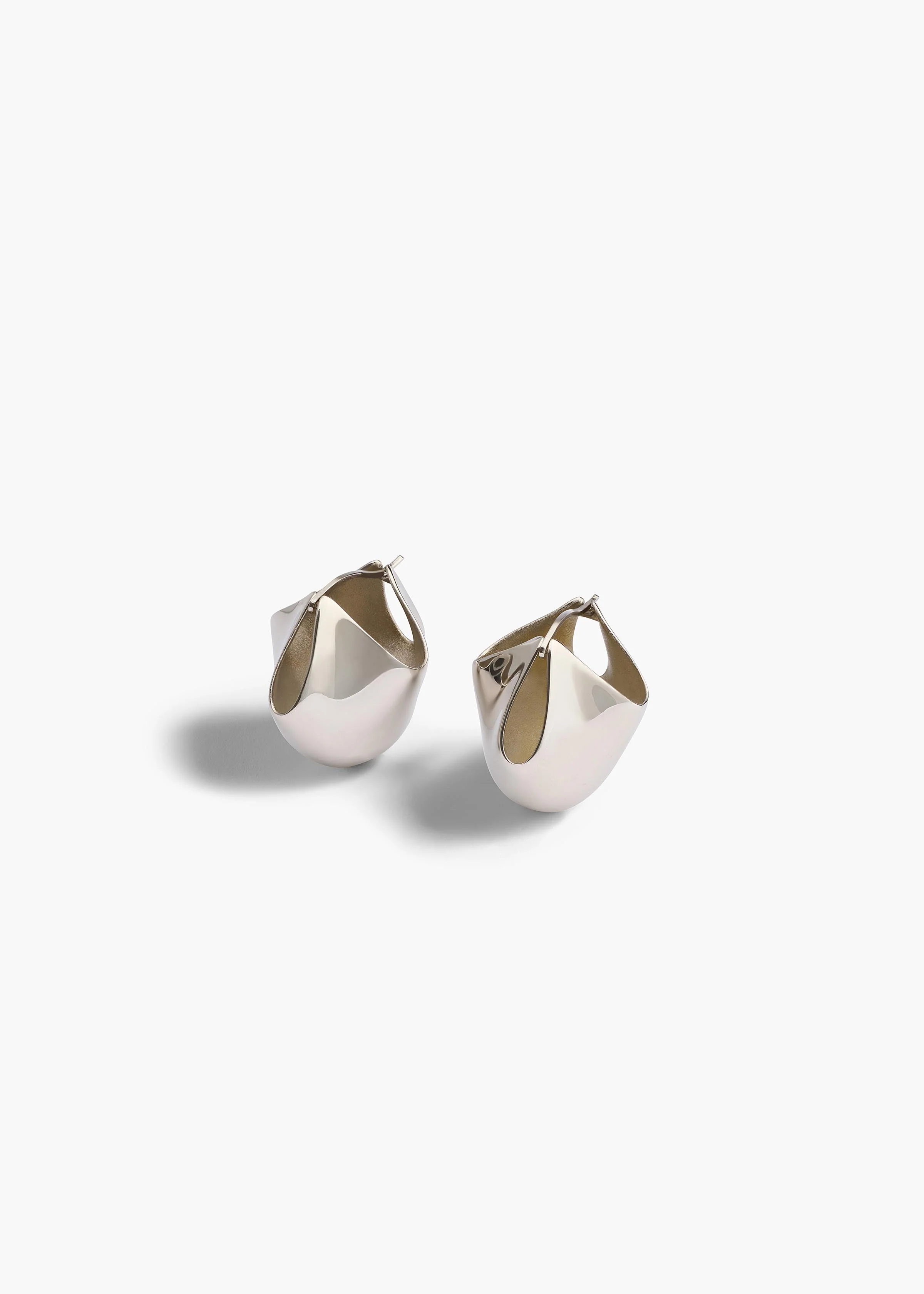 Khaite - Medium Lotus Earrings in Silver - Image 5