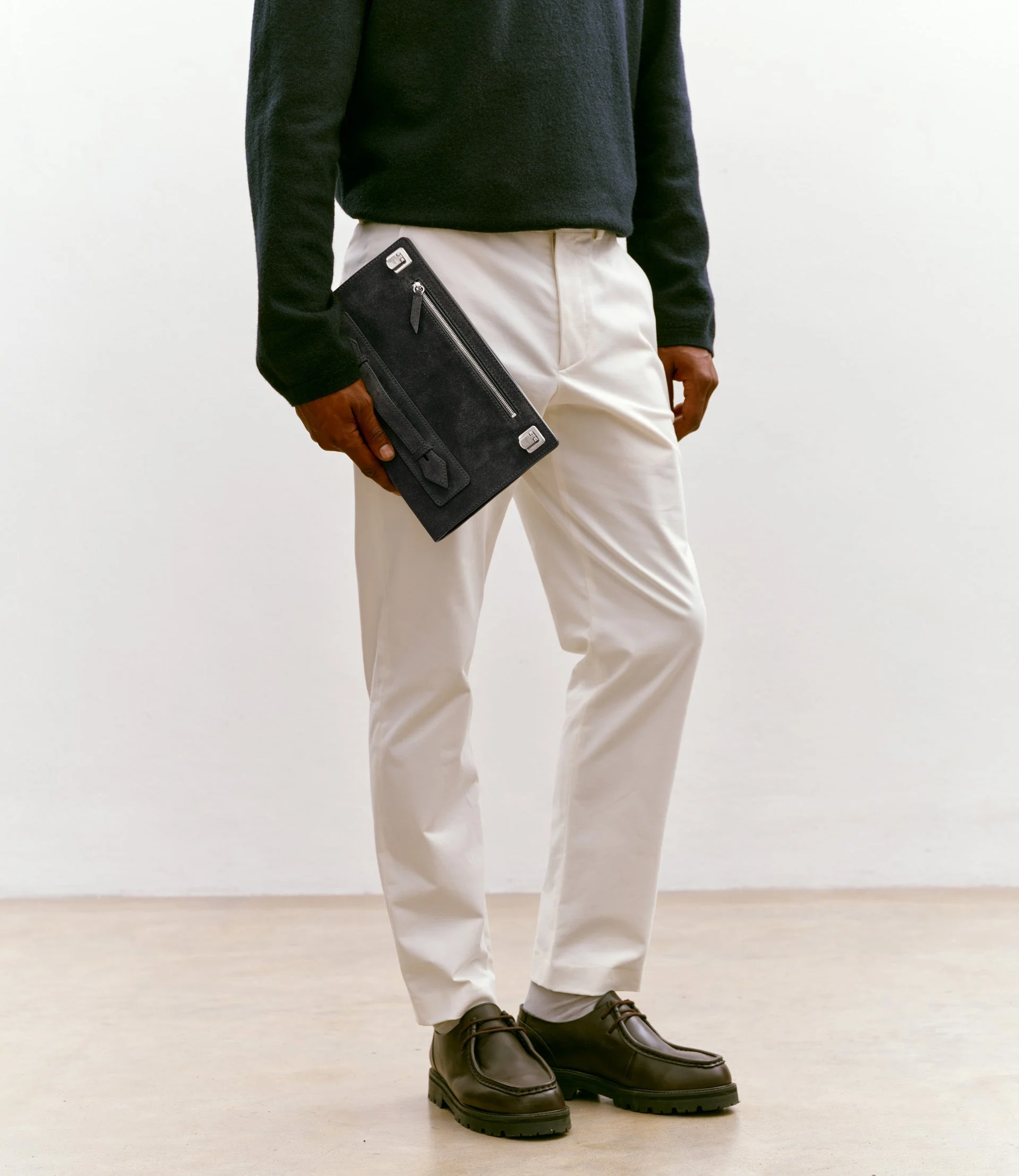 Metier - Runaway Suede Lava - Image 5