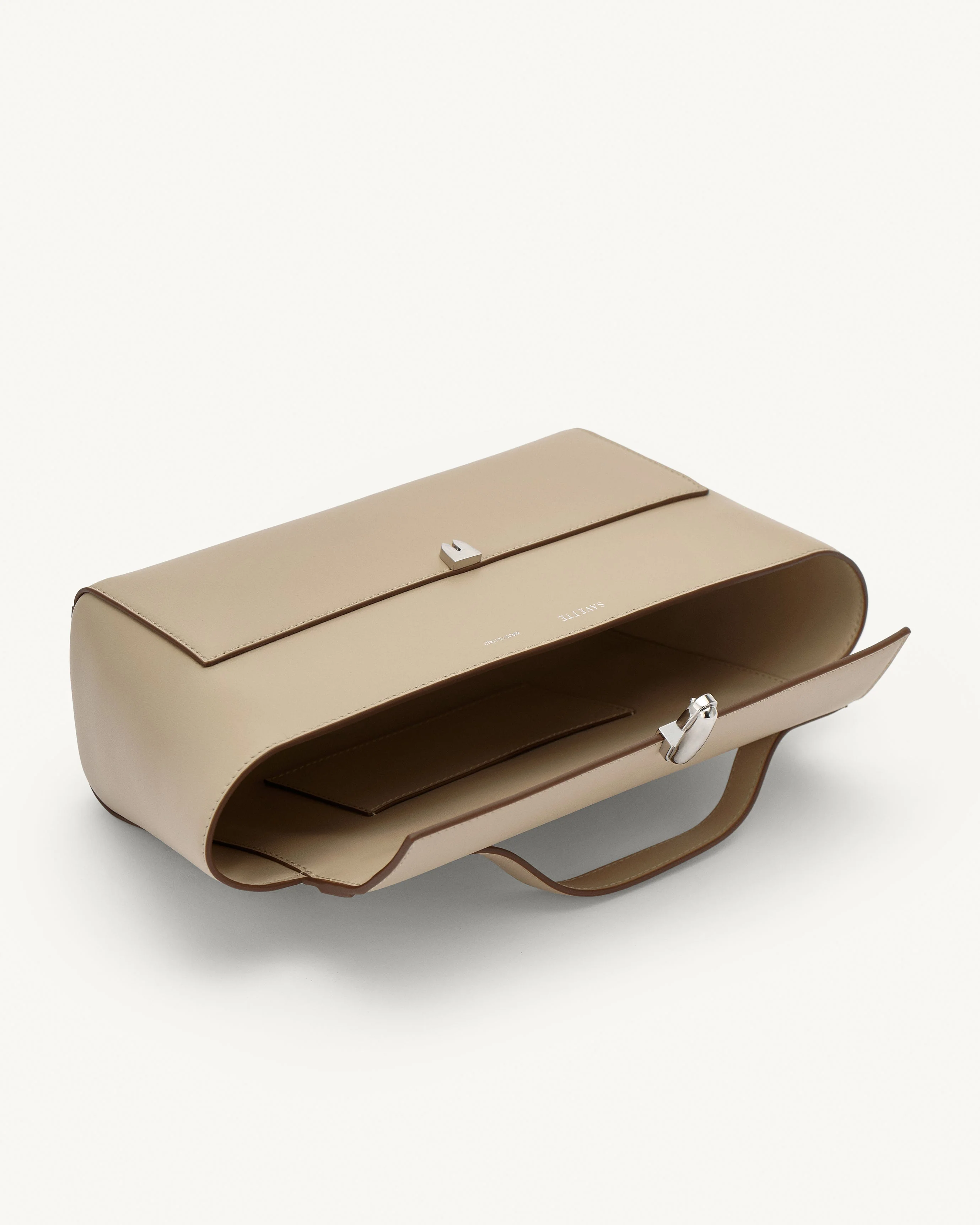 SAVETTE - Trapeze Pochette in Bone Leather - Image 3
