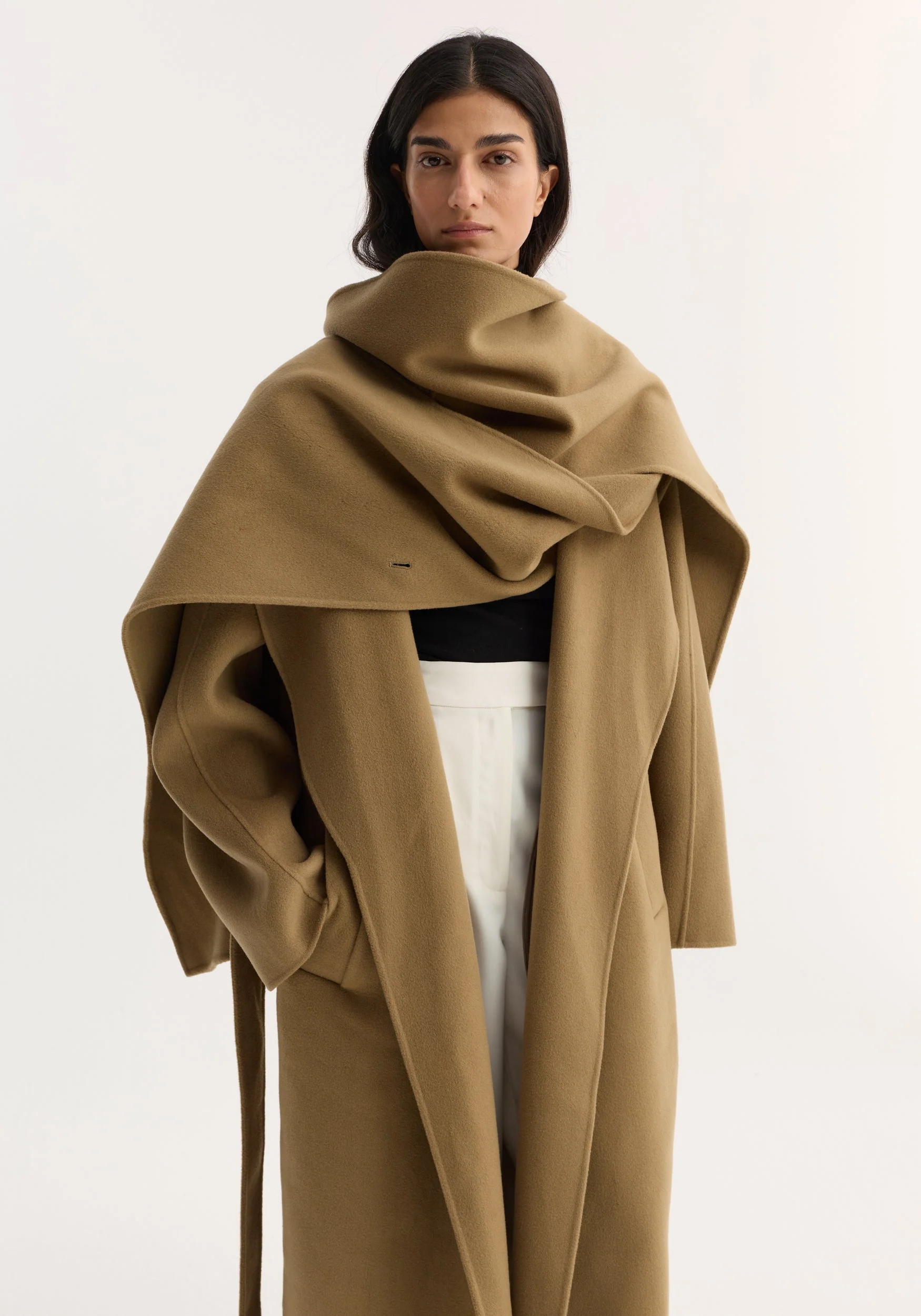 ROHE - Signature double - faced scarf coat | camel - Image 3