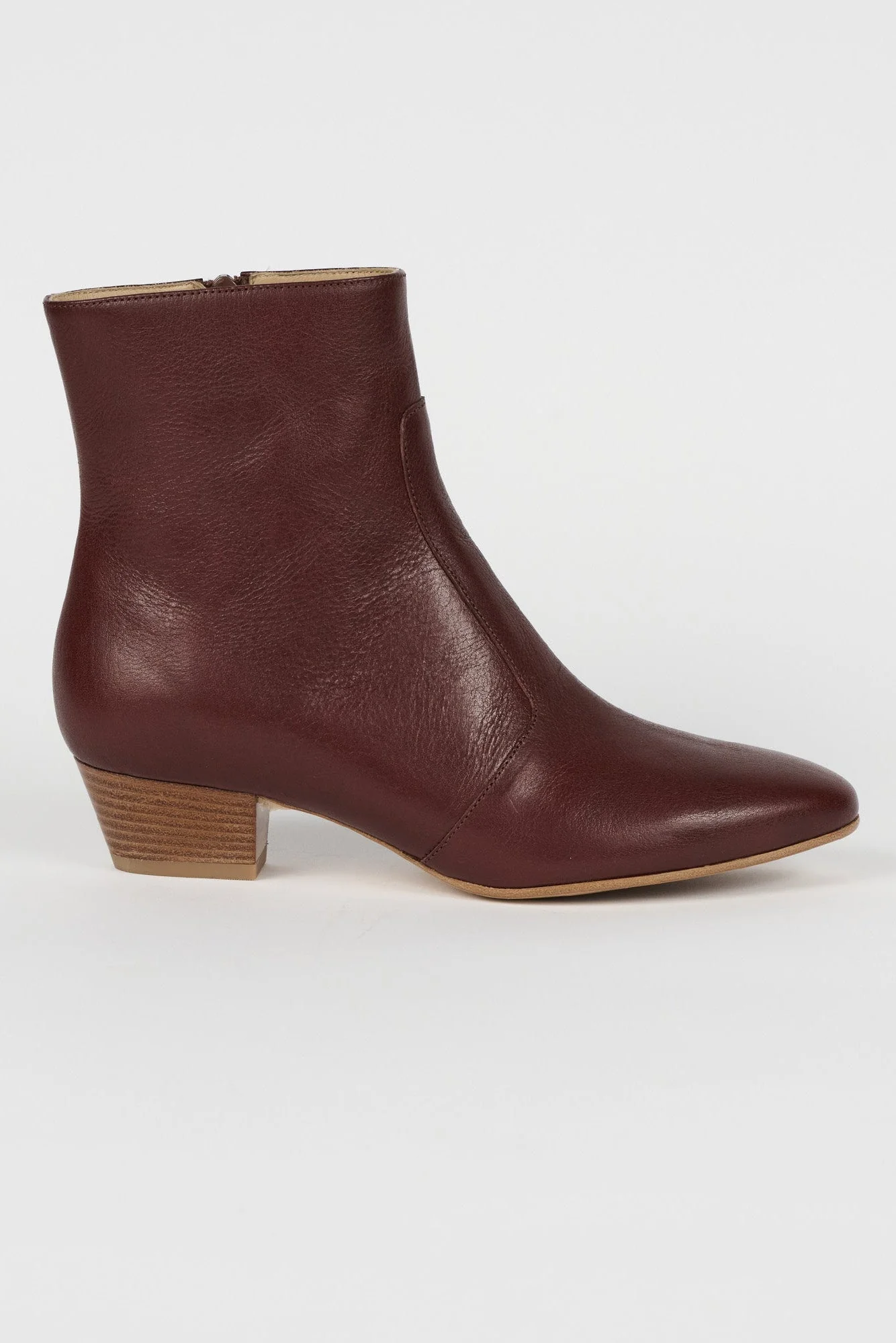 Jamie Haller - The Beatnik in Bright Burgundy - Image 7