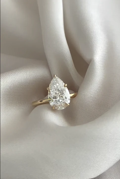 Kinn - Elizabeth Pear Ring Lab Diamond - Image 3