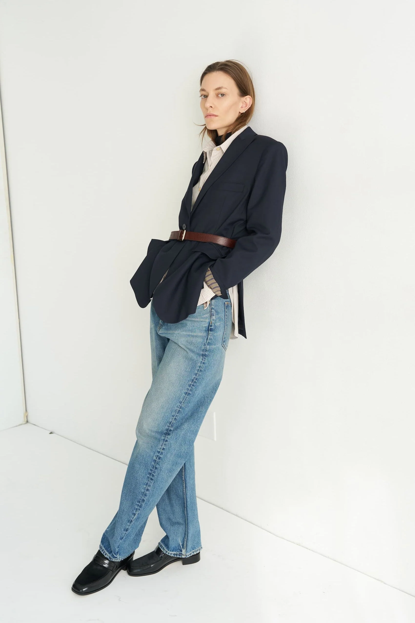 Jamie Haller - The Julius Blazer in Dark Navy - Image 10