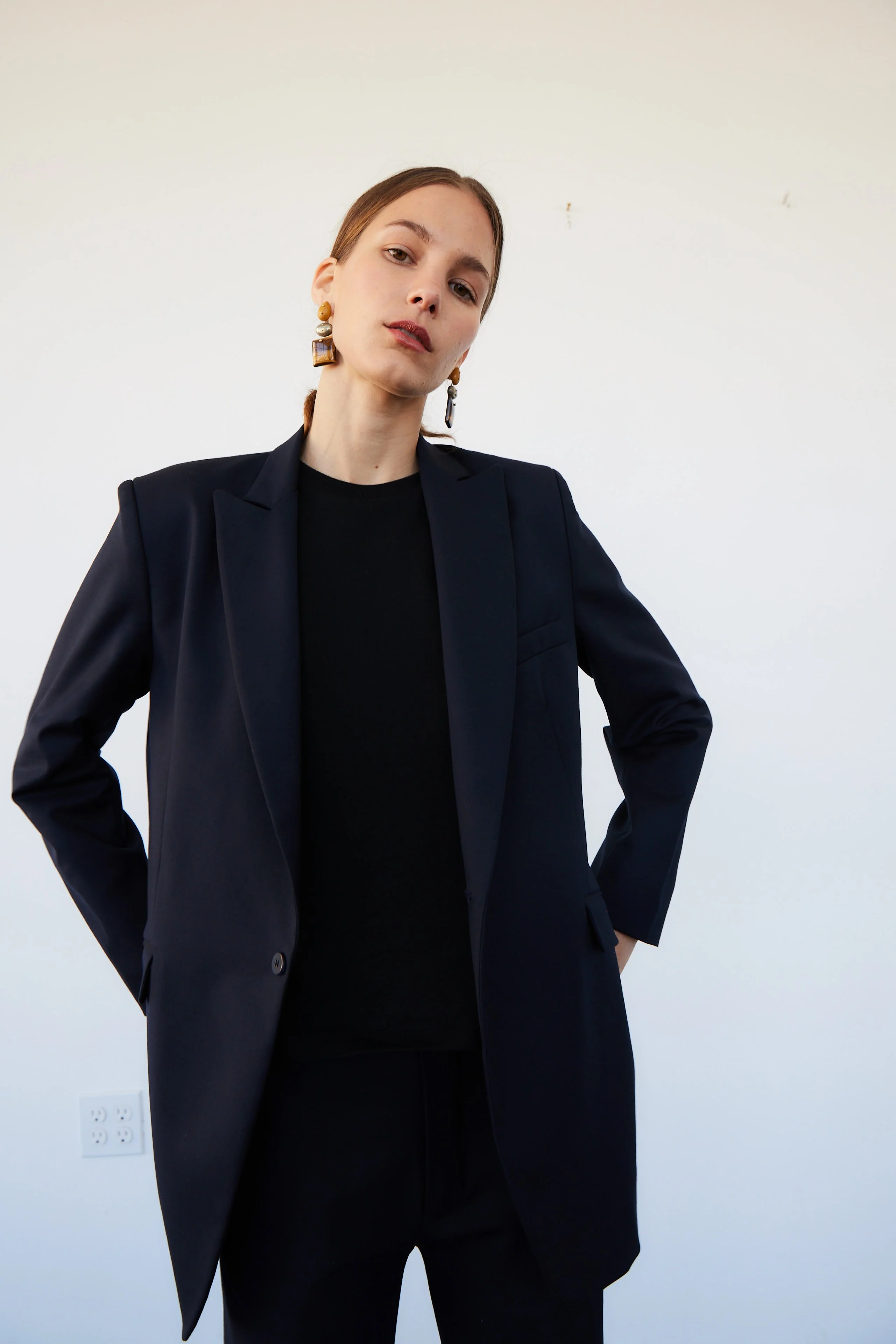 Jamie Haller - The Julius Blazer in Dark Navy - Image 15