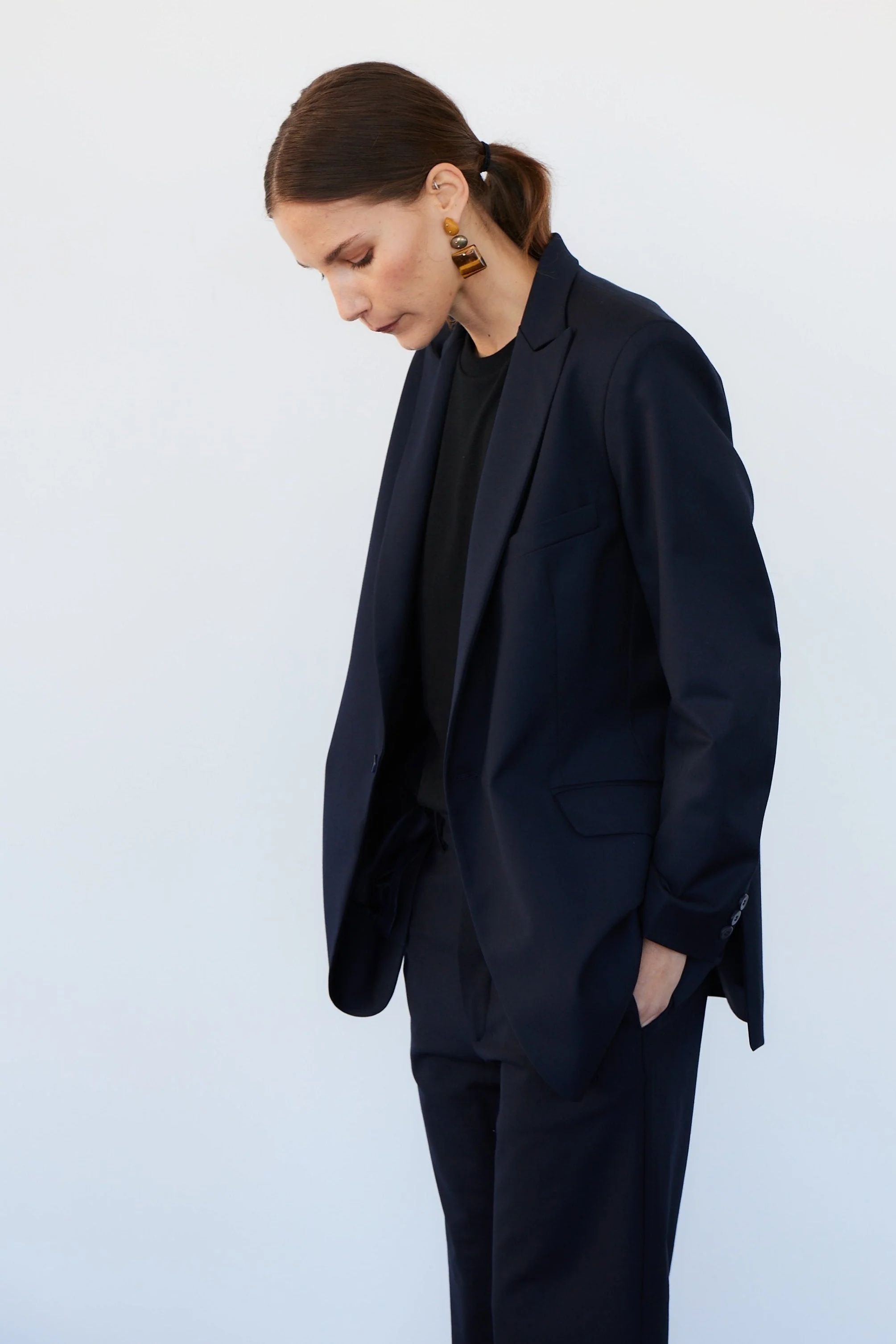 Jamie Haller - The Julius Blazer in Dark Navy - Image 21