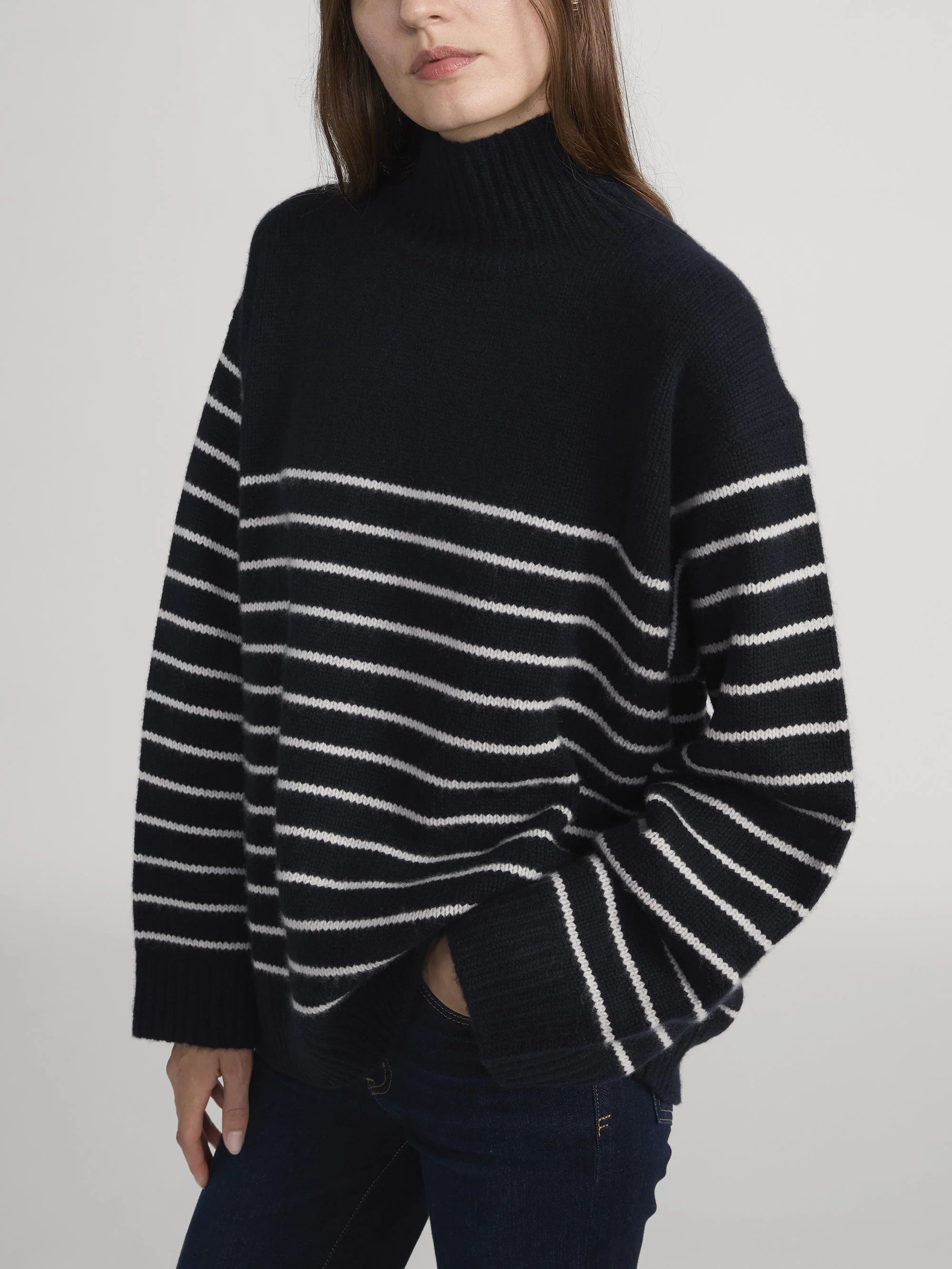 FRAME - The Striped Cashmere Turtleneck - Image 5