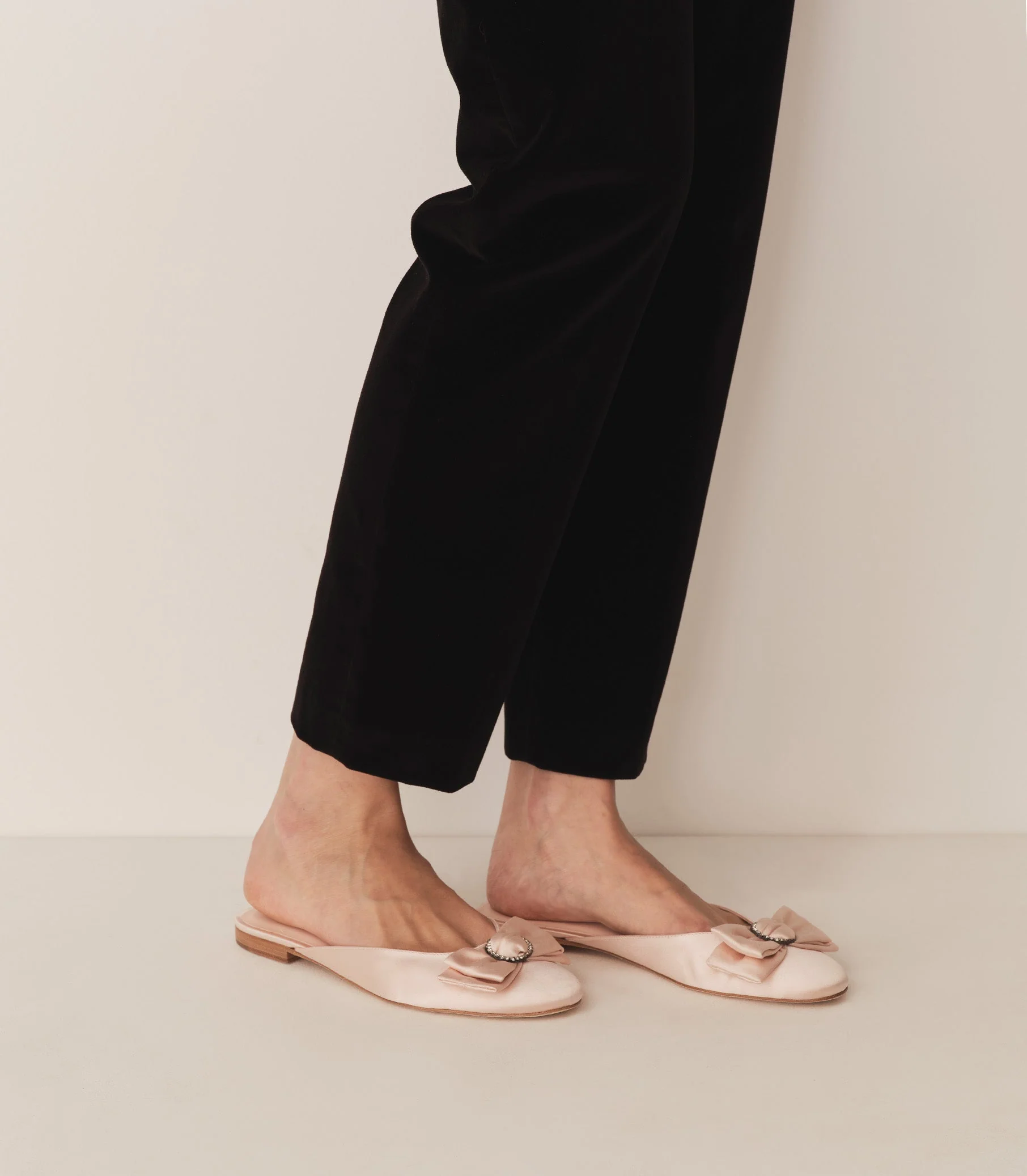 DÔEN - TILLY MULE -- PECHE SATIN - Image 3