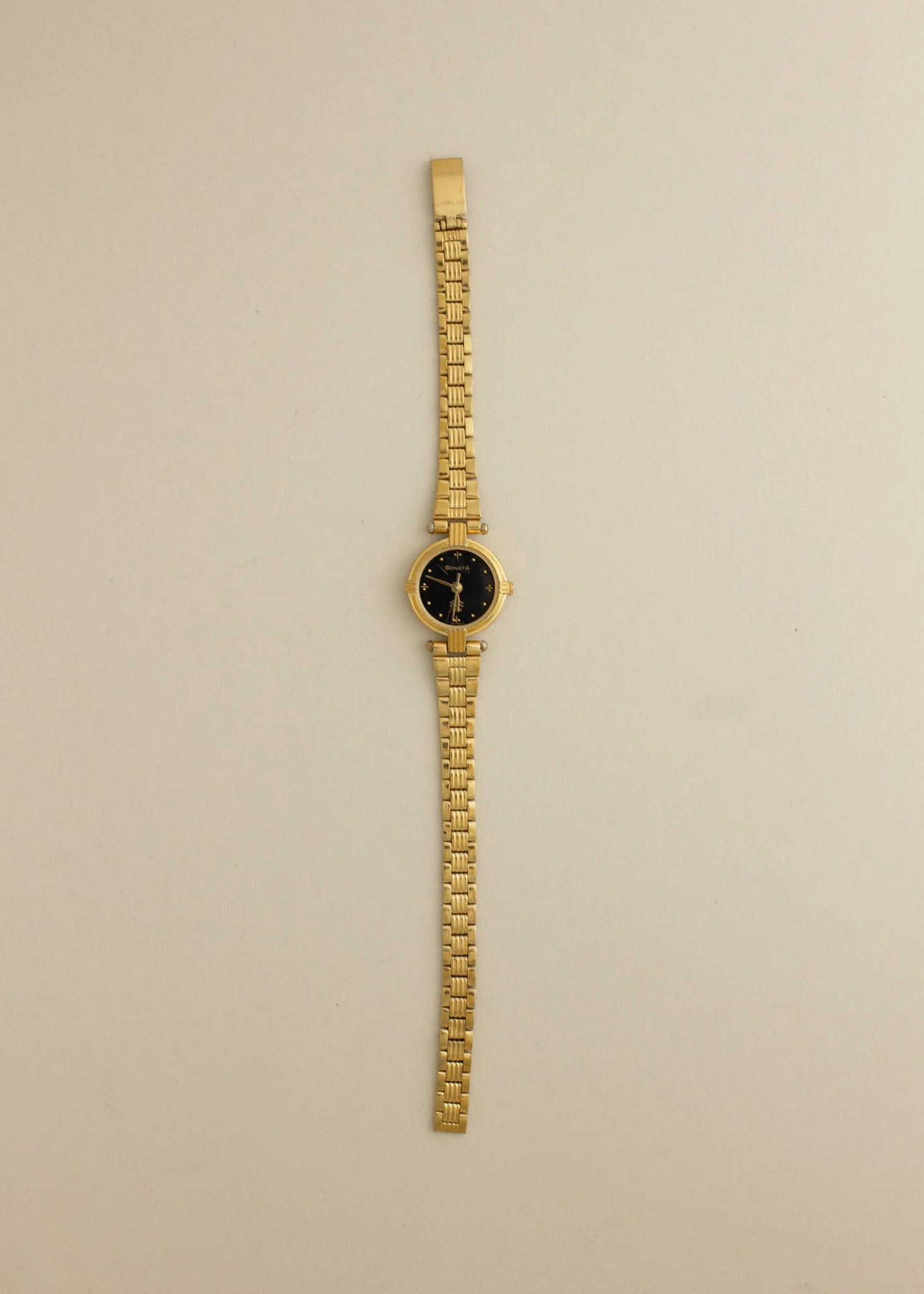 Kinn - Vintage Sonata Watch